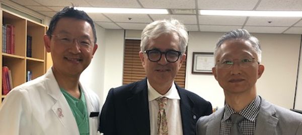 Il Dottor Cataldo con Il Professor Hak Chang e il Professor Dae Hun Suh